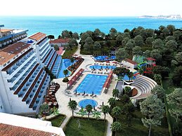 Batihan Beach Resort & Spa Ultra All Inclusive