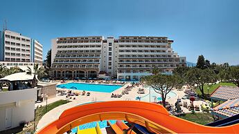 Batihan Beach Resort & Spa