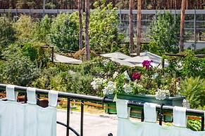 Seasons SPA Boutique Hotel