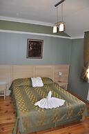 Seasons SPA Boutique Hotel