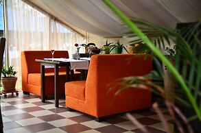 Seasons SPA Boutique Hotel