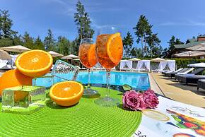 Seasons SPA Boutique Hotel