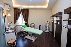 Seasons SPA Boutique Hotel