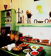 Seasons SPA Boutique Hotel