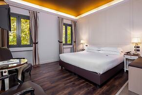 The Glam Boutique Hotel & Apt