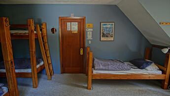 Up The Creek Backpacker's Lodge