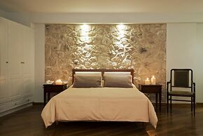 Ellinon Thea Arachova