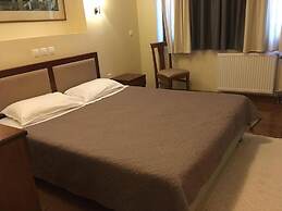 Ellinon Thea Arachova