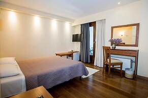 Ellinon Thea Arachova