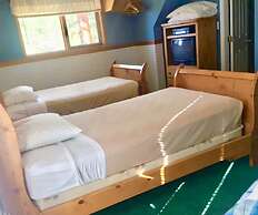 Rainbow Lake Castle Resort