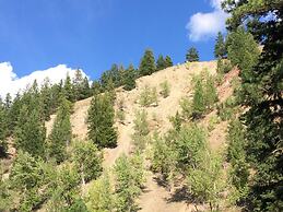 Rainbow Lake Castle Resort