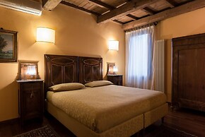 Piazza Nova Guest House