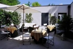 Piazza Nova Guest House