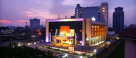 Gokulam Park Hotel & Convention Centre