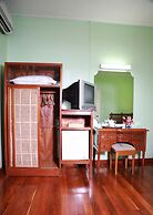 Thante Hotel- Nyaung Oo