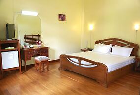 Thante Hotel- Nyaung Oo