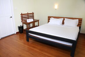 Thante Hotel- Nyaung Oo