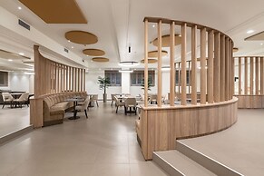 MEALBA HOTEL Suite & Pool