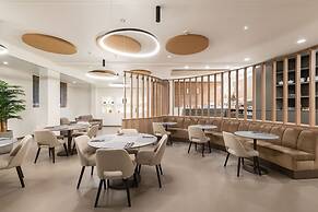 MEALBA HOTEL Suite & Pool