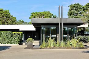 MEALBA HOTEL Suite & Pool