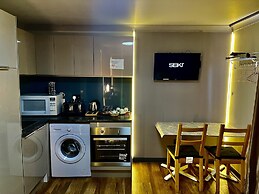 Hollybush Guest House