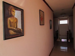 Nalinthone Guesthouse