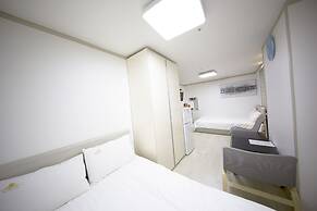 Inn The City Business Hotel