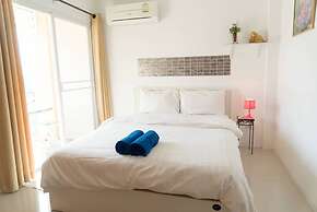 Lotus Suite Hua Hin