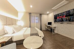 Denbasta Premium Hotel Bumil