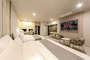 Denbasta Premium Hotel Bumil