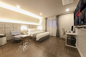 Denbasta Premium Hotel Bumil