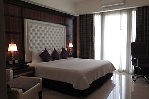 Central Park Tower Resort