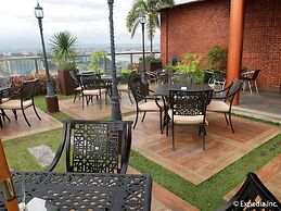 Central Park Tower Resort