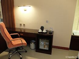 Central Park Tower Resort
