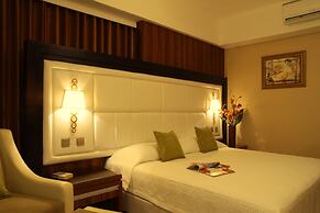 Central Park Tower Resort