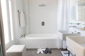 White 1921 Saint-Tropez