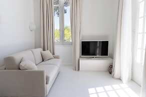 White 1921 Saint-Tropez