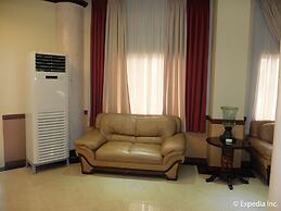 Pacific Breeze Hotel and Resort