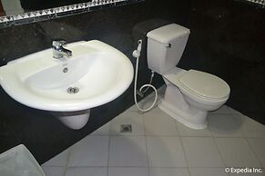 Pacific Breeze Hotel and Resort