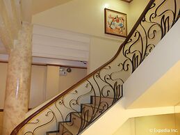 Pacific Breeze Hotel and Resort