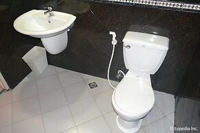 Pacific Breeze Hotel and Resort