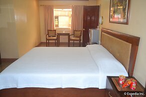 Pacific Breeze Hotel and Resort