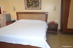 Pacific Breeze Hotel and Resort