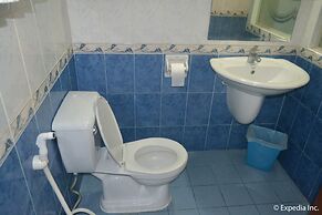 Pacific Breeze Hotel and Resort