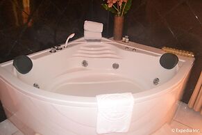 Pacific Breeze Hotel and Resort