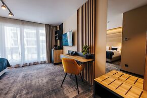 Auris Hotel