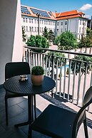 Auris Hotel