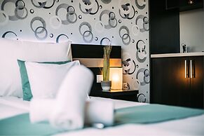 Auris Hotel