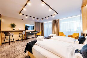 Auris Hotel