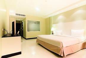 Fourteen Again Hotel